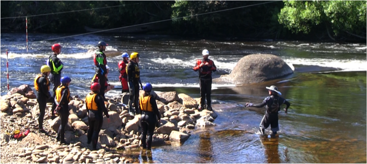 Packrafting Course Forth River Swim Demo